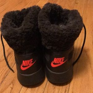 Nike Kaishi Brown Sneaker Boots Size 7